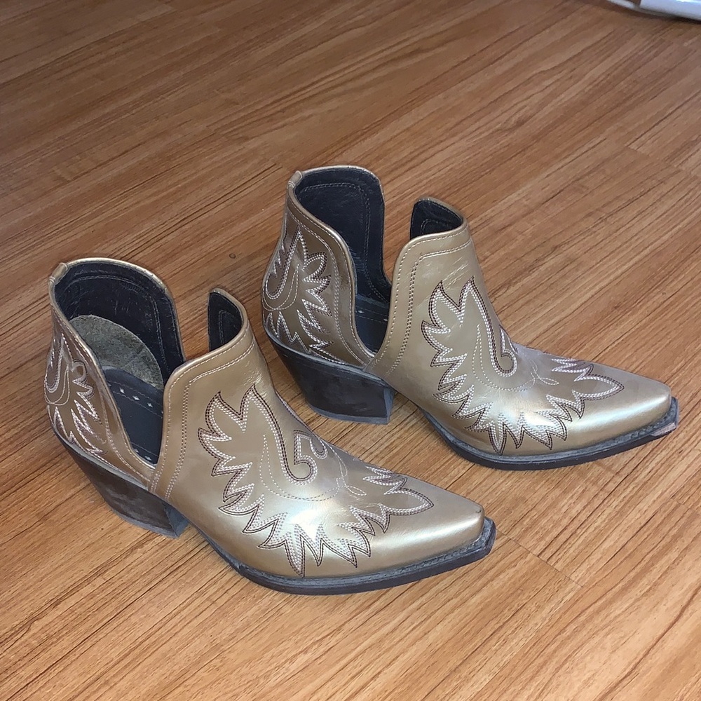 Ariat Bronze/Gold  Ankle Booties Size 10